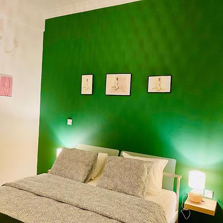 Antinoros Inn, Stylish Apartment,3' To Metro Athens Luaran gambar