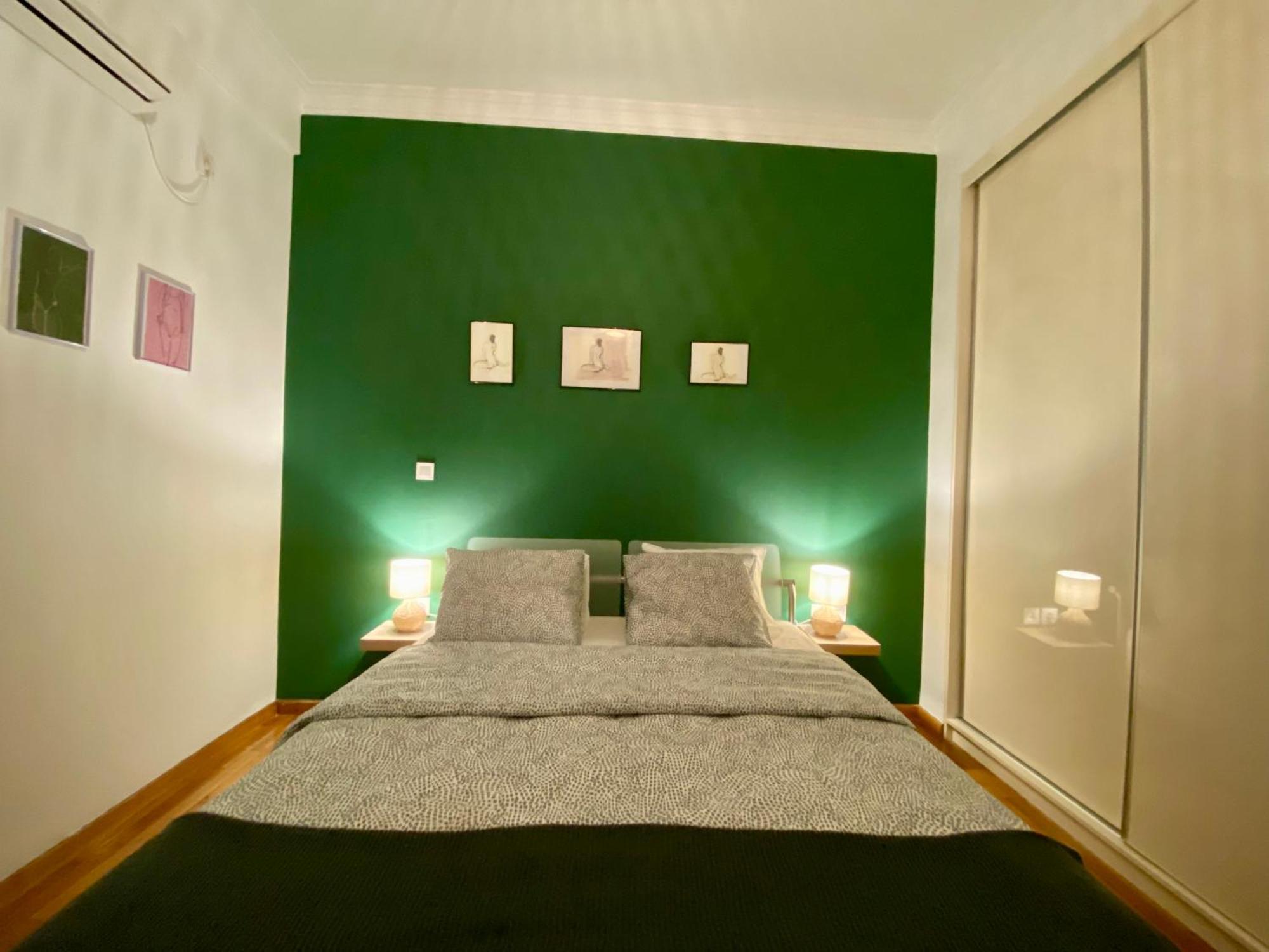 Antinoros Inn, Stylish Apartment,3' To Metro Athens Luaran gambar